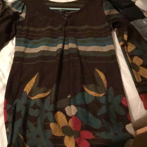 Dress - Picture 2 of 4